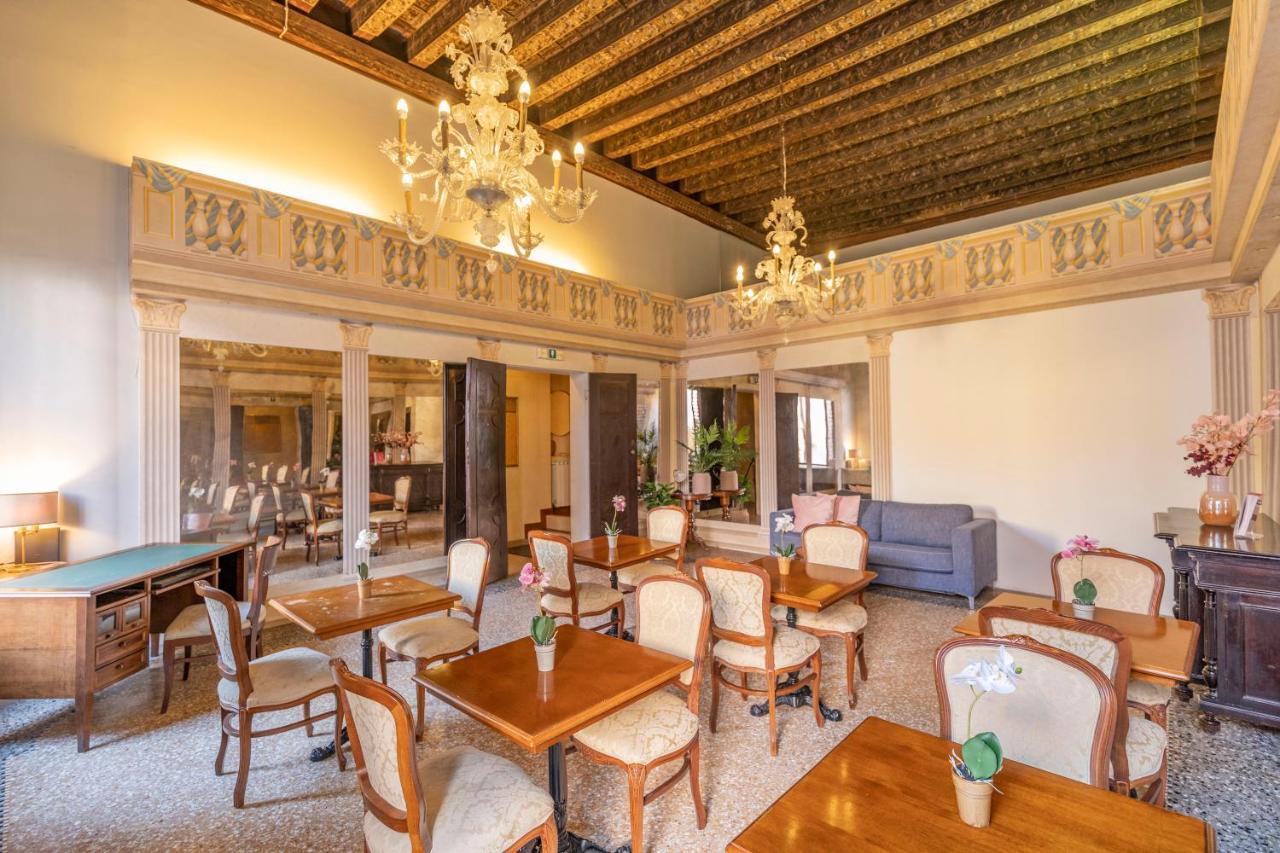 Residenza Centopietre - Dorsoduro By Wonderful Italy Venice Exterior photo