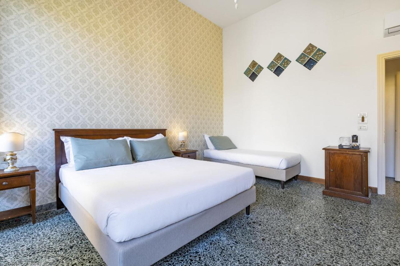 Residenza Centopietre - Dorsoduro By Wonderful Italy Venice Exterior photo