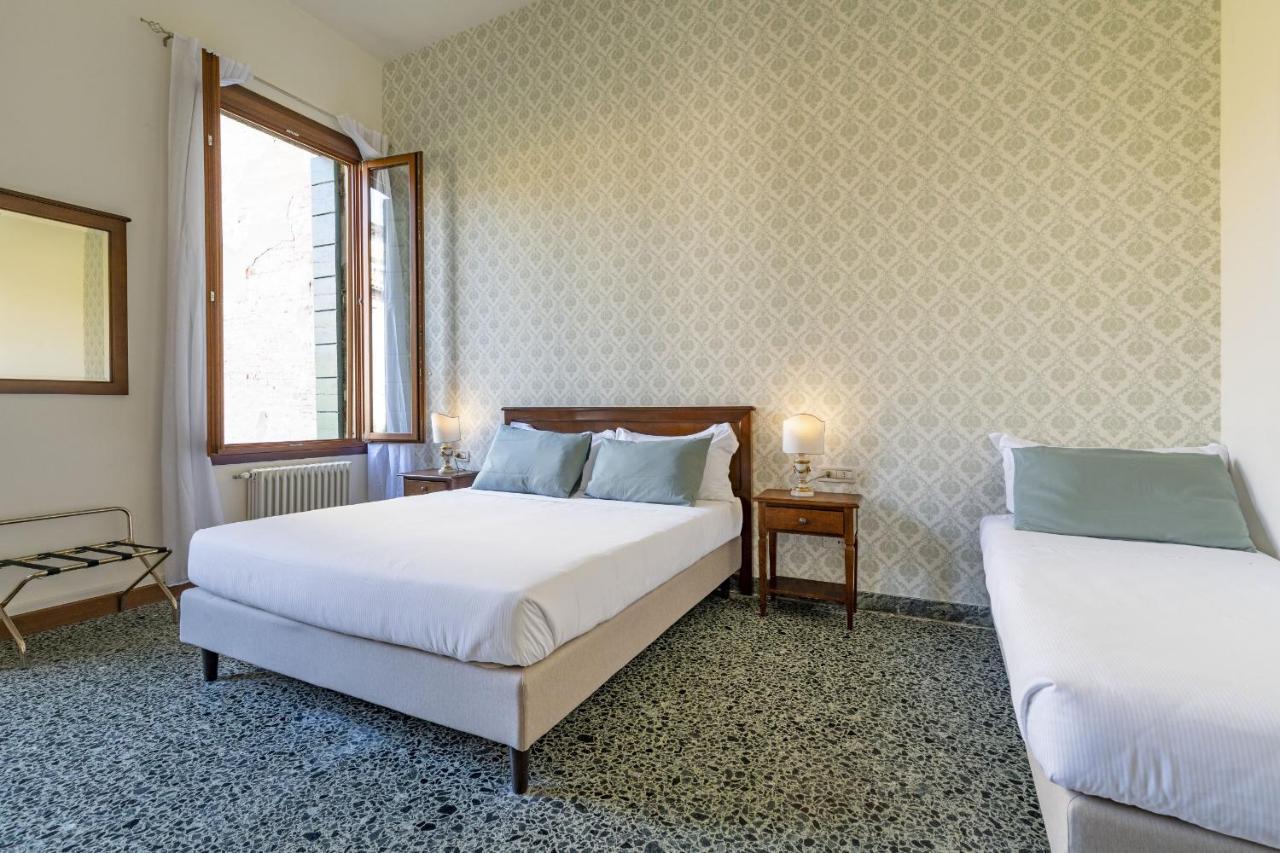 Residenza Centopietre - Dorsoduro By Wonderful Italy Venice Exterior photo