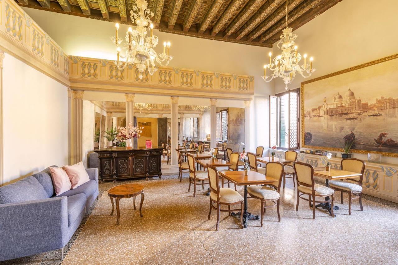 Residenza Centopietre - Dorsoduro By Wonderful Italy Venice Exterior photo